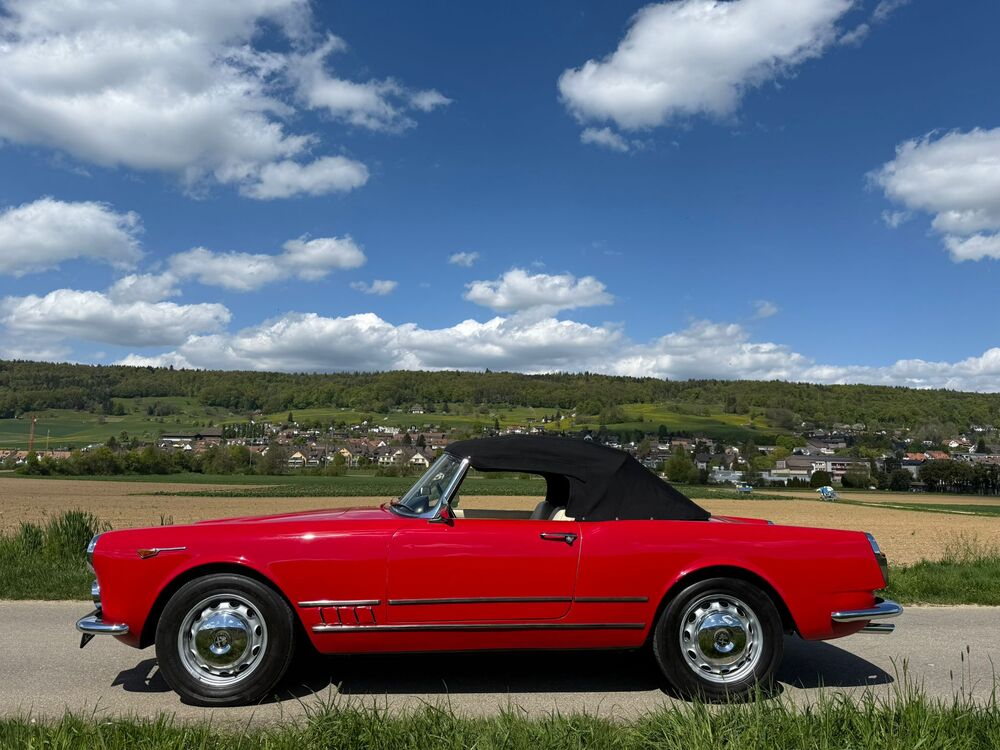 Alfa Romeo 2000 Touring Spider Cabriolet