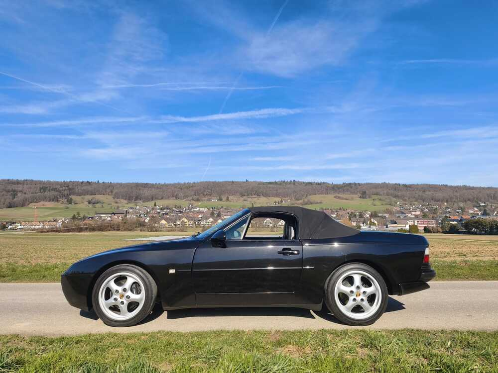 Porsche 944 Turbo Cabriolet