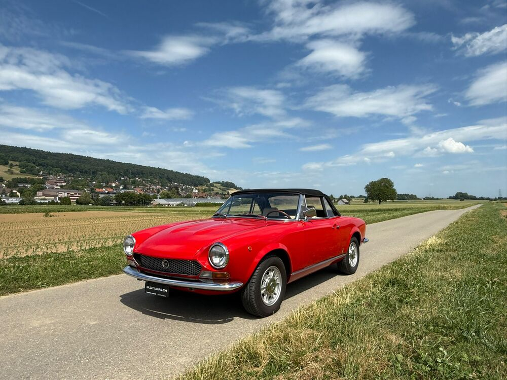 Fiat 124 Sport Spider 1600 Cabriolet