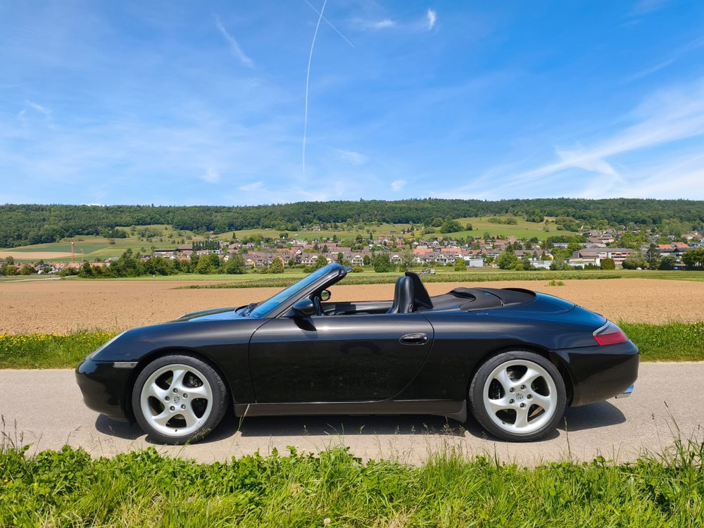 Porsche 911 Carrera Cabriolet