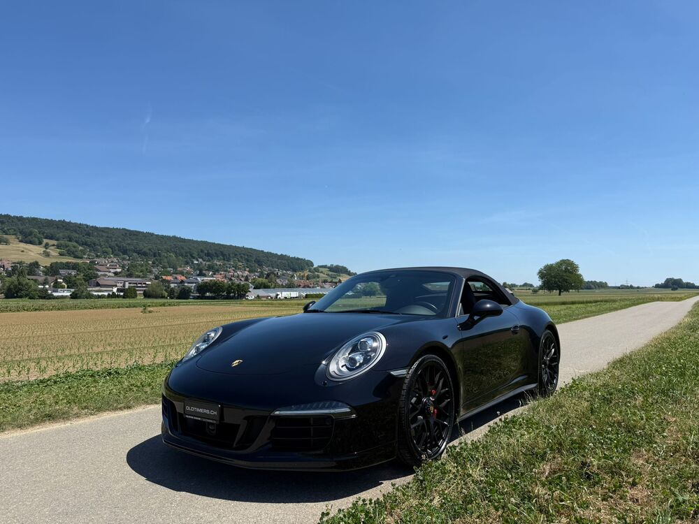 Porsche 911 Carrera 4 GTS PDK Cabriolet