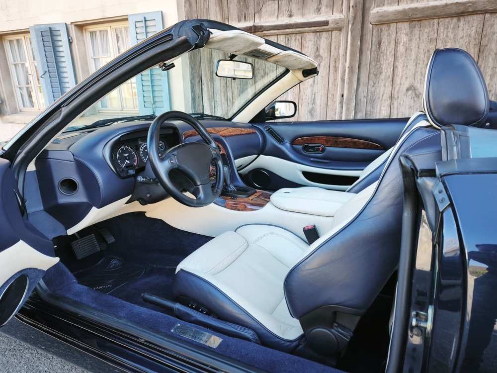 Aston Martin DB7 Vantage Volante Cabriolet