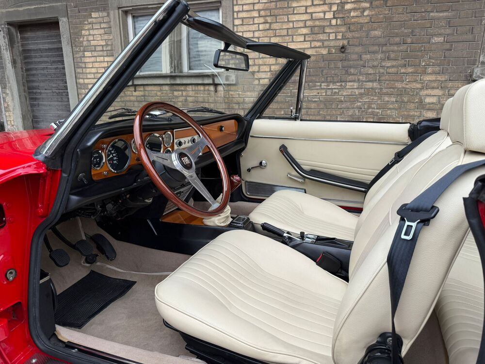 Fiat 124 Sport Spider 1600 Cabriolet