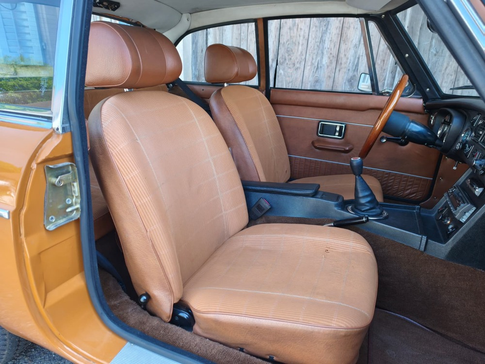 MG MGB GT Coupé