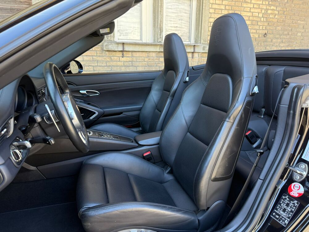 Porsche 911 Carrera 4 GTS PDK Cabriolet