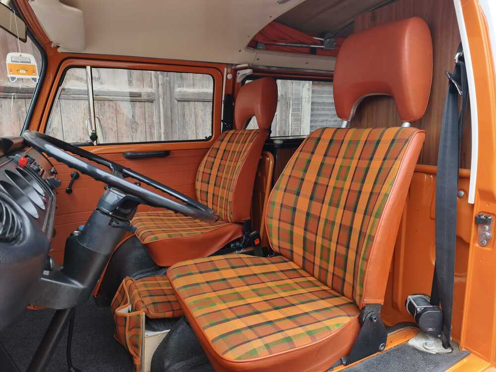 VW T2b Westfalia Camper