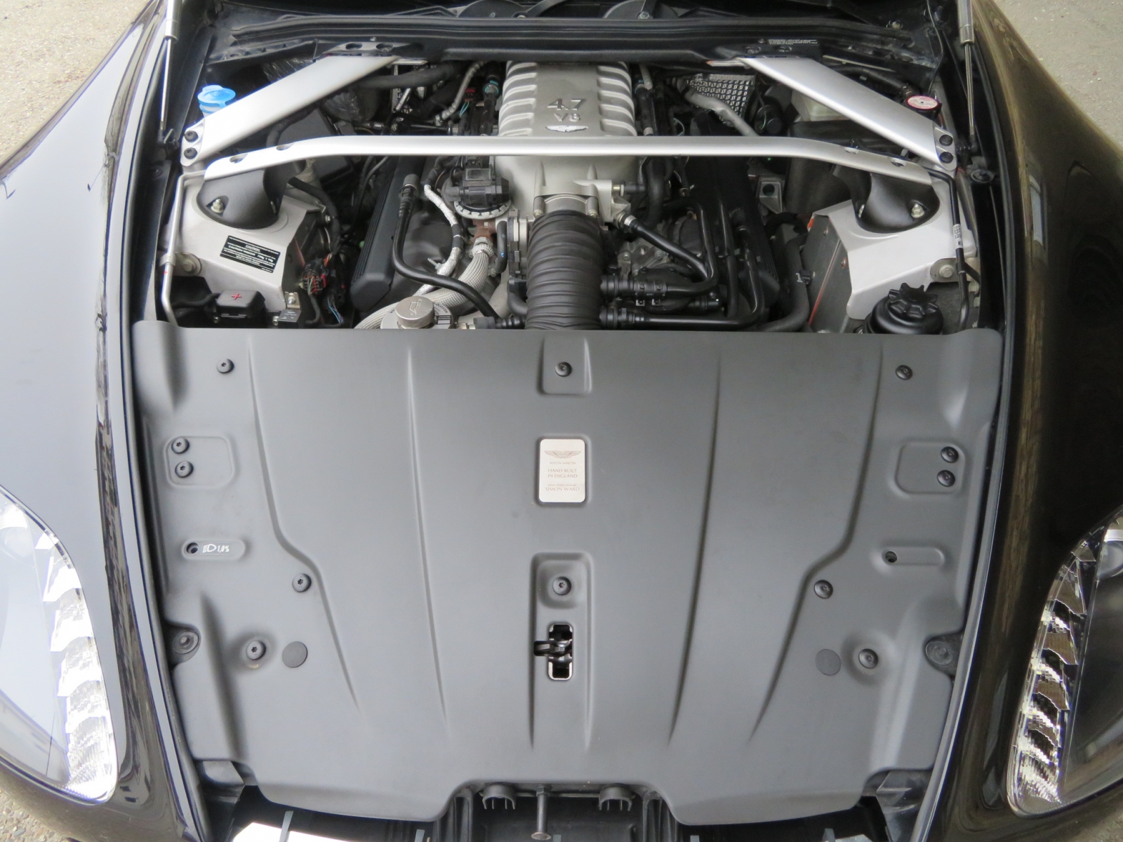 Aston Martin V8 Vantage 4.7 Sportshift Coupé