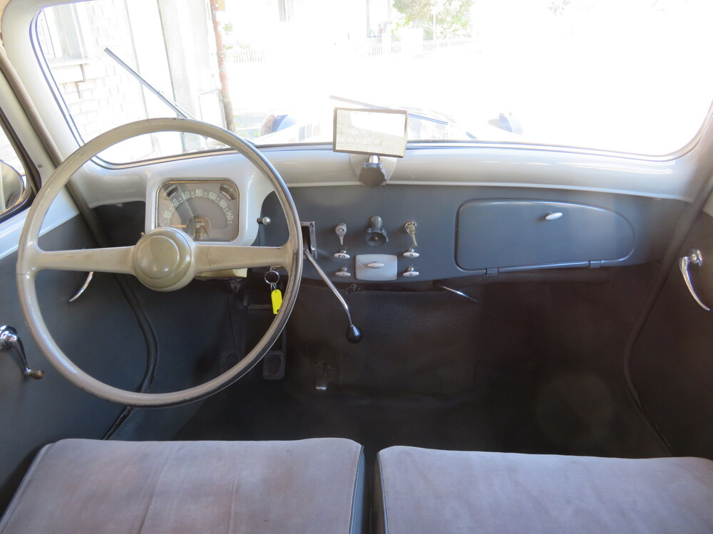 Citroen Traction Avant 11 B Familiale Limousine