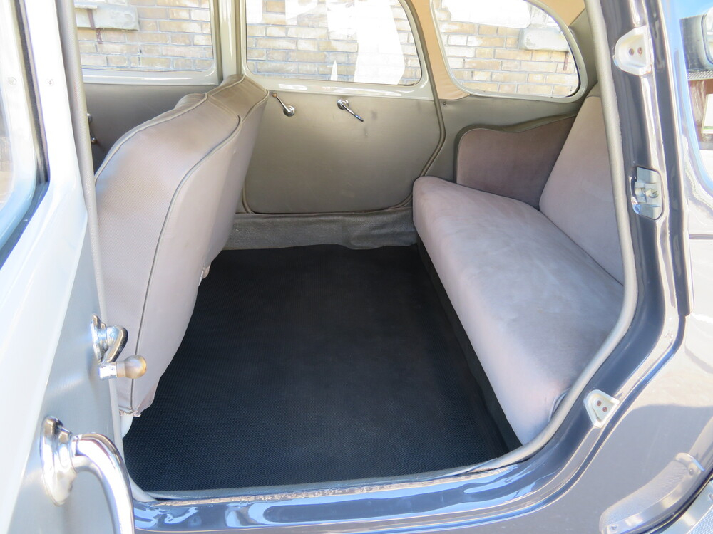 Citroen Traction Avant 11 B Familiale Limousine