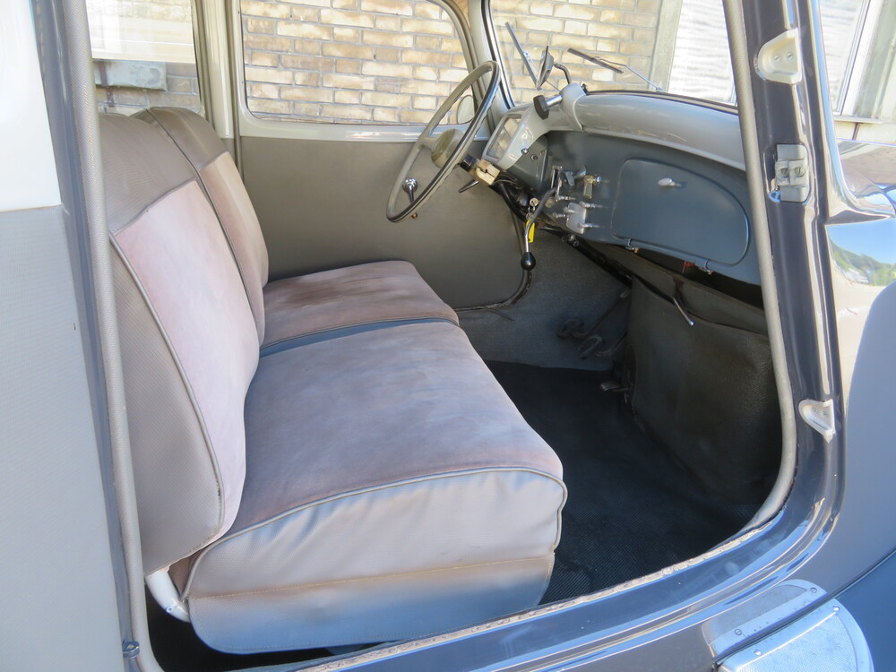 Citroen Traction Avant 11 B Familiale Limousine