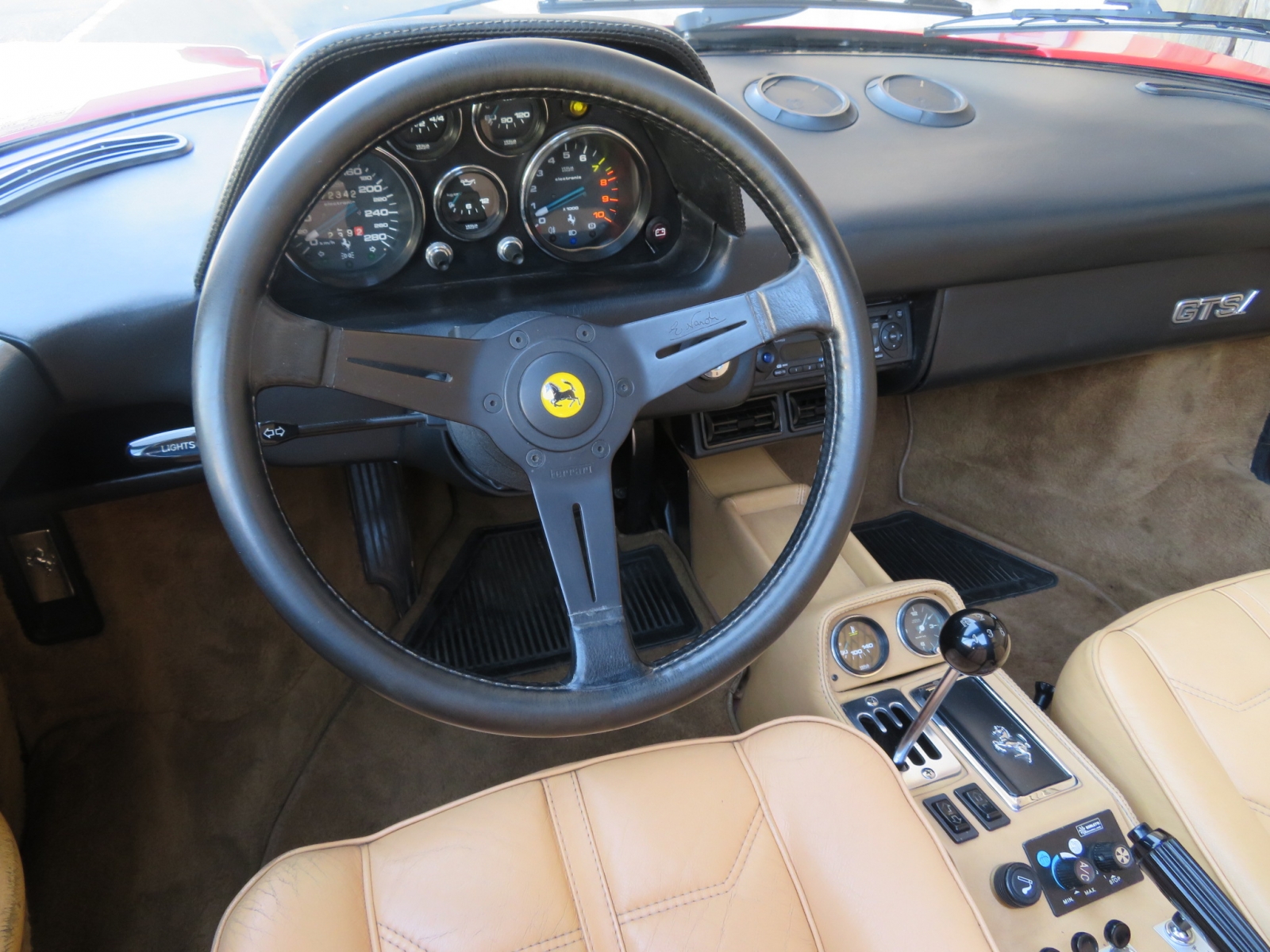 Ferrari 308 GTSi Targa