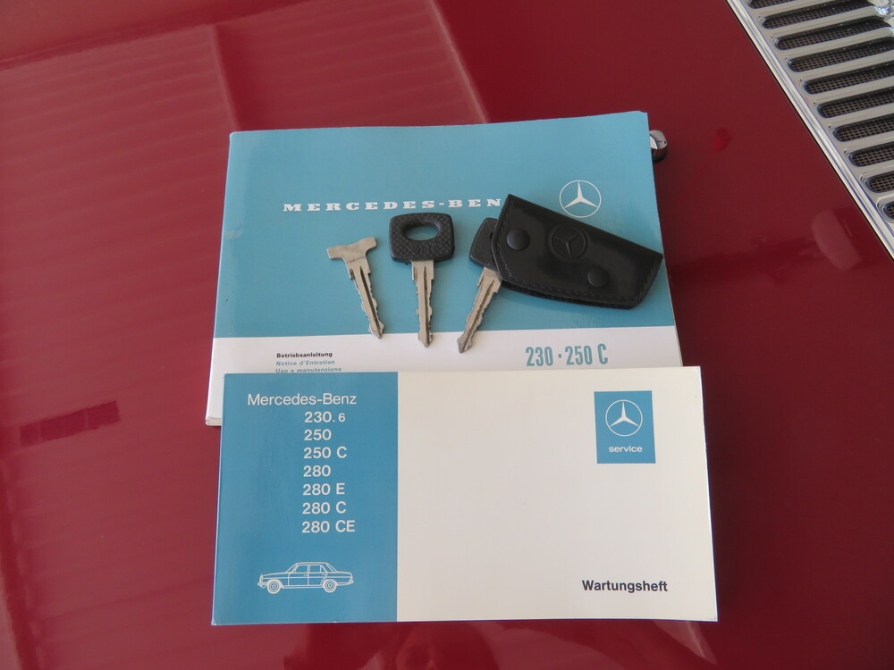 Mercedes-Benz 250 CE Coupé