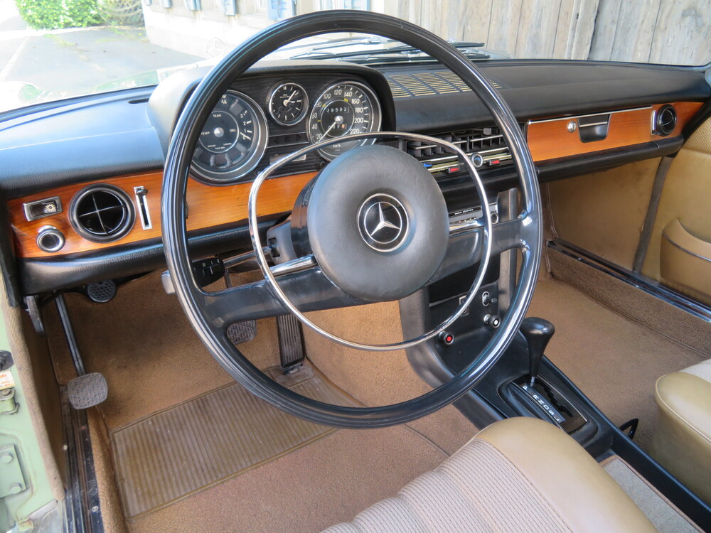 Mercedes-Benz 280 CE Coupé