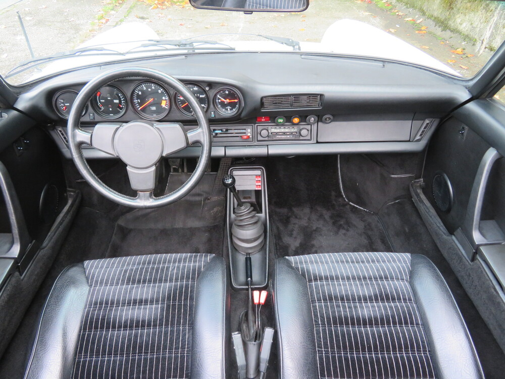 Porsche 911 SC Targa