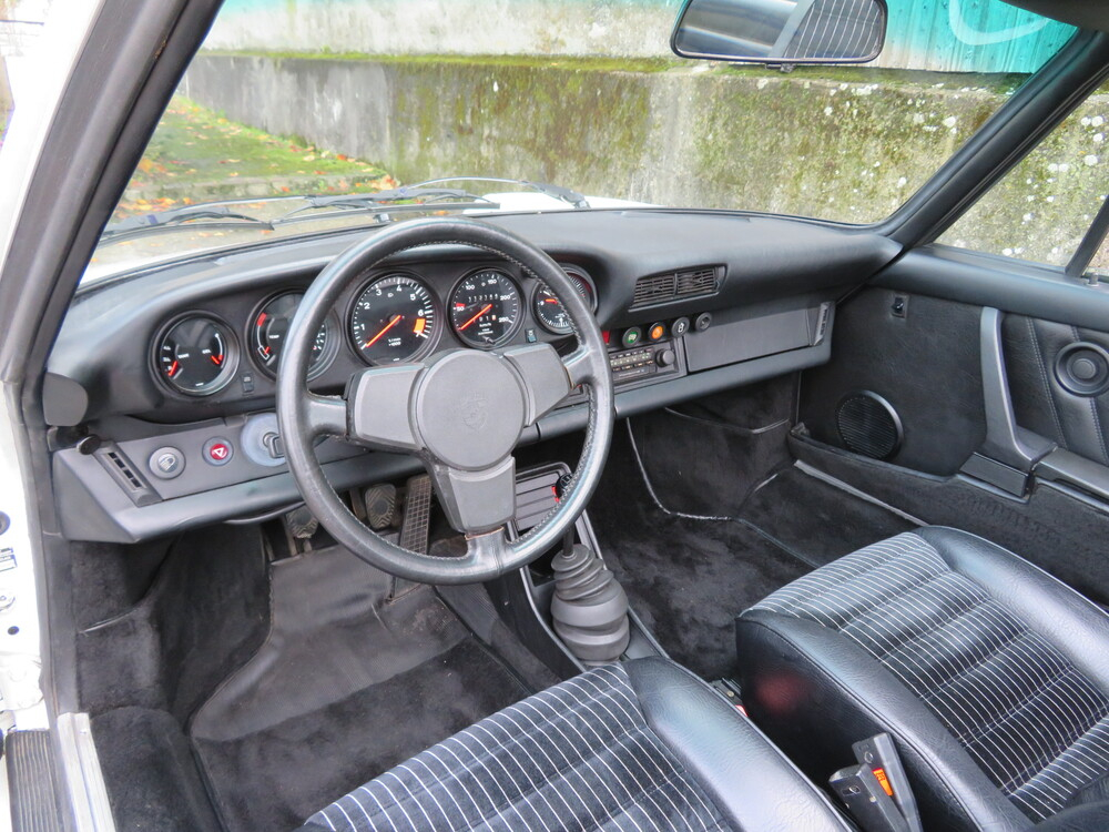 Porsche 911 SC Targa