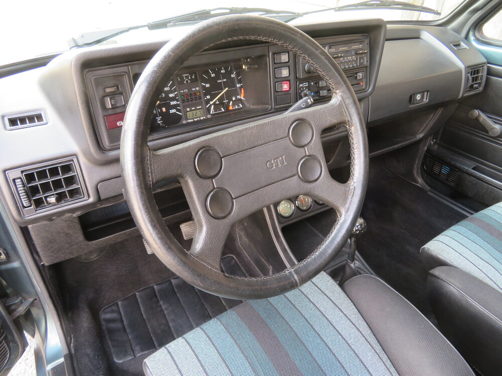 VW Golf I GTI Trophy Limousine