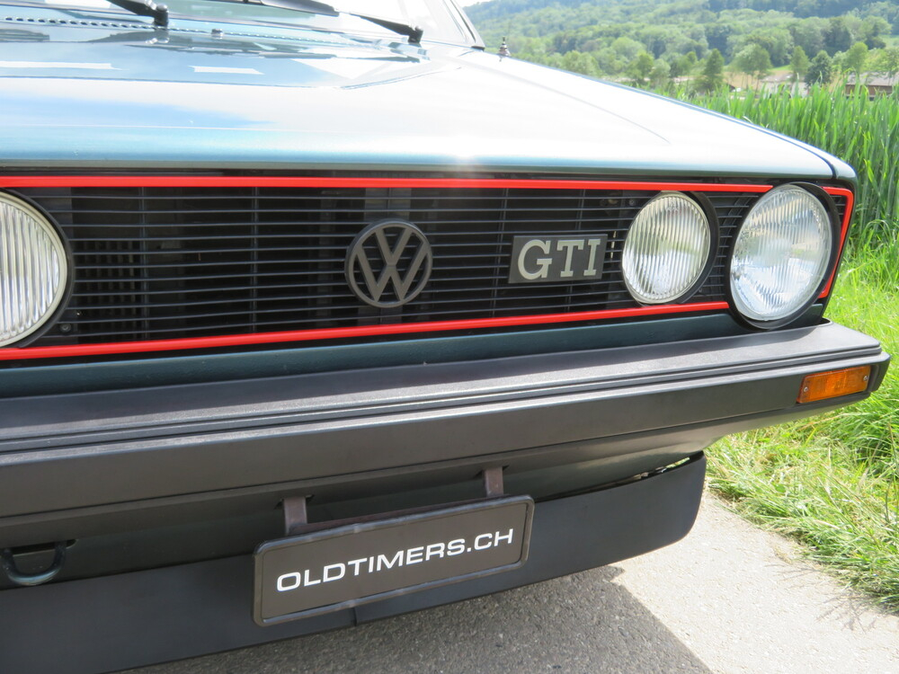 VW Golf I GTI Trophy Limousine